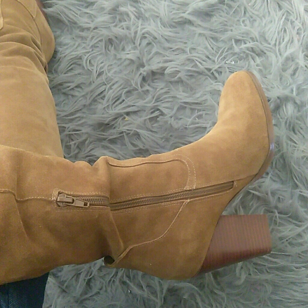 Like New CROWN VINTAGE MAGYIE WESTERN BOOT - Picture 6 of 6
